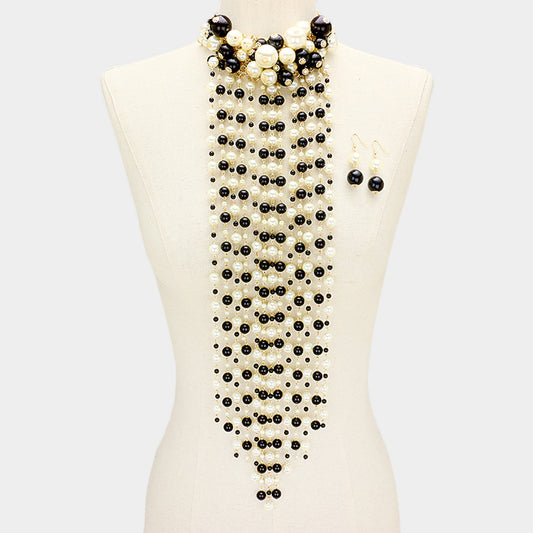 Cluster vine pearl necklace